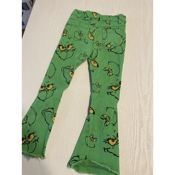 Grinch Bell Bottom Distressed Denim Pants Green Christmas Toddler Size 5/6 - Picture 6 of 7